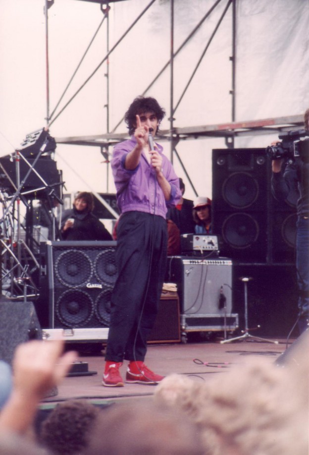 Frank Zappa in Würzburg am Festungsberg während des Konzerts im Sommer 1982